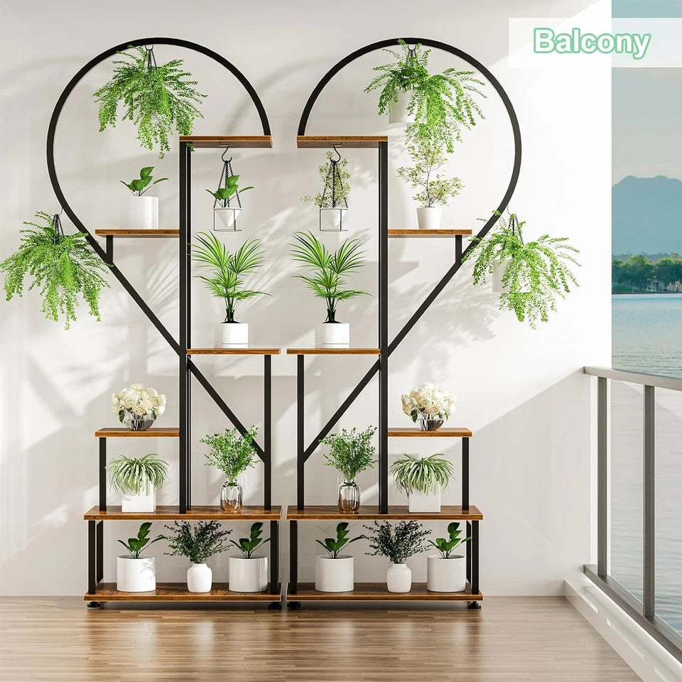 Half heart metal plant stand for decorative plant display